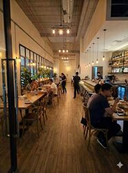 REEBONZ BUILDING (D18), Retail #572095221